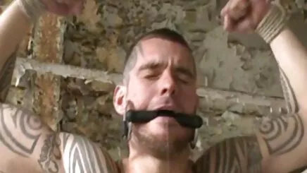 Yatakta seksi atesli sikisme sarışın
