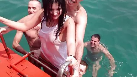 Almanya oynamak için atesli sex porno izle davul çaldı