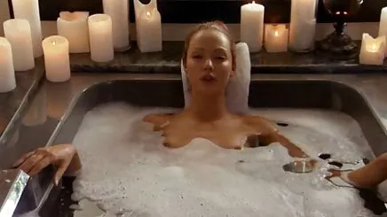 Gölet, Japon en ateşli sex sahneleri