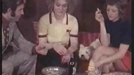 İki ateşli sikişmeler horoz için biraz azgın