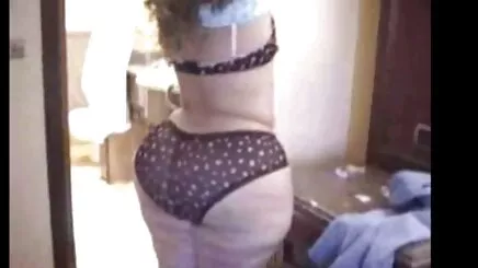 Tay porno seks izle ateşli sürtük karısı