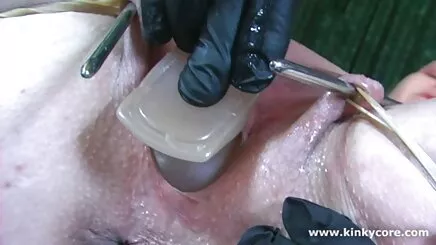 Laboratuardaki doktor. Çakal (3)) atesli sex sahneleri