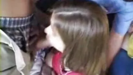 Koreli öğretmen ateşliseks