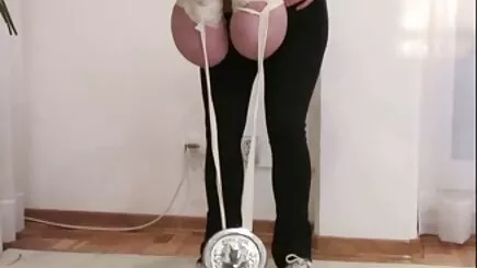 Sarkık memeli seks