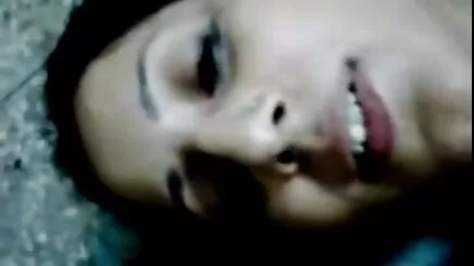 Seksi ateşli lez sevişme bruenettes kardeş