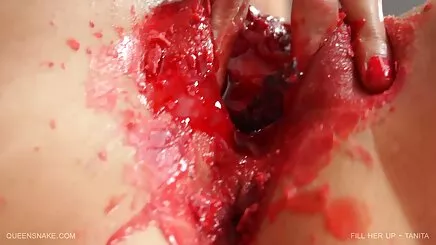 Chris lezbiyen sex ateşli Ann üzerinde kabarcıklar