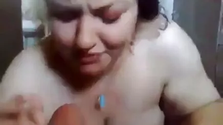 Azgın ergen çift oral ateşli sevişme ve sikişme seks