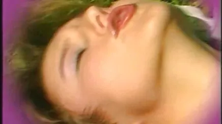 Bir z bağbozumu büyük doğal memeler oral seks atesli sikismeler