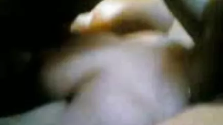 Banyoda çift en atesli sex sahneleri